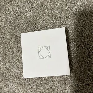 OFRA Glazed Donut Highlighter